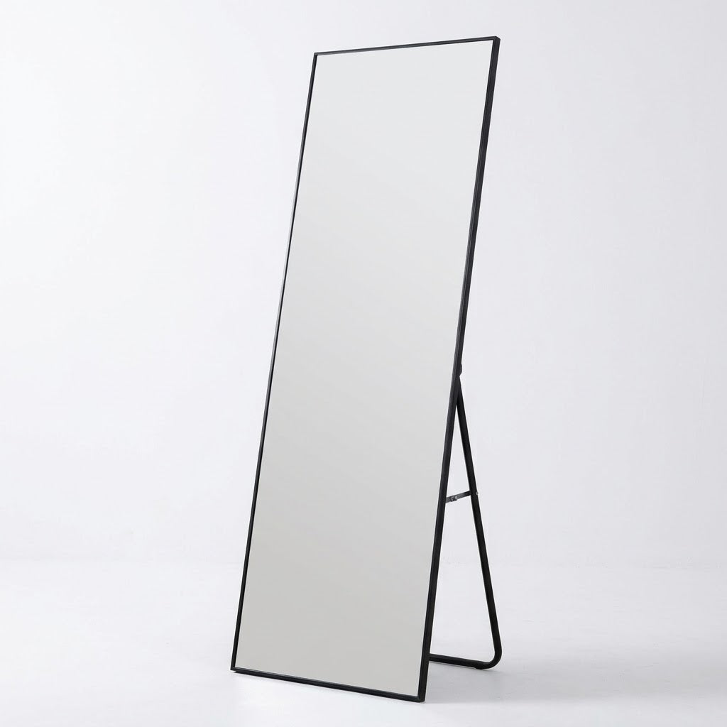 Grand miroir avec pied